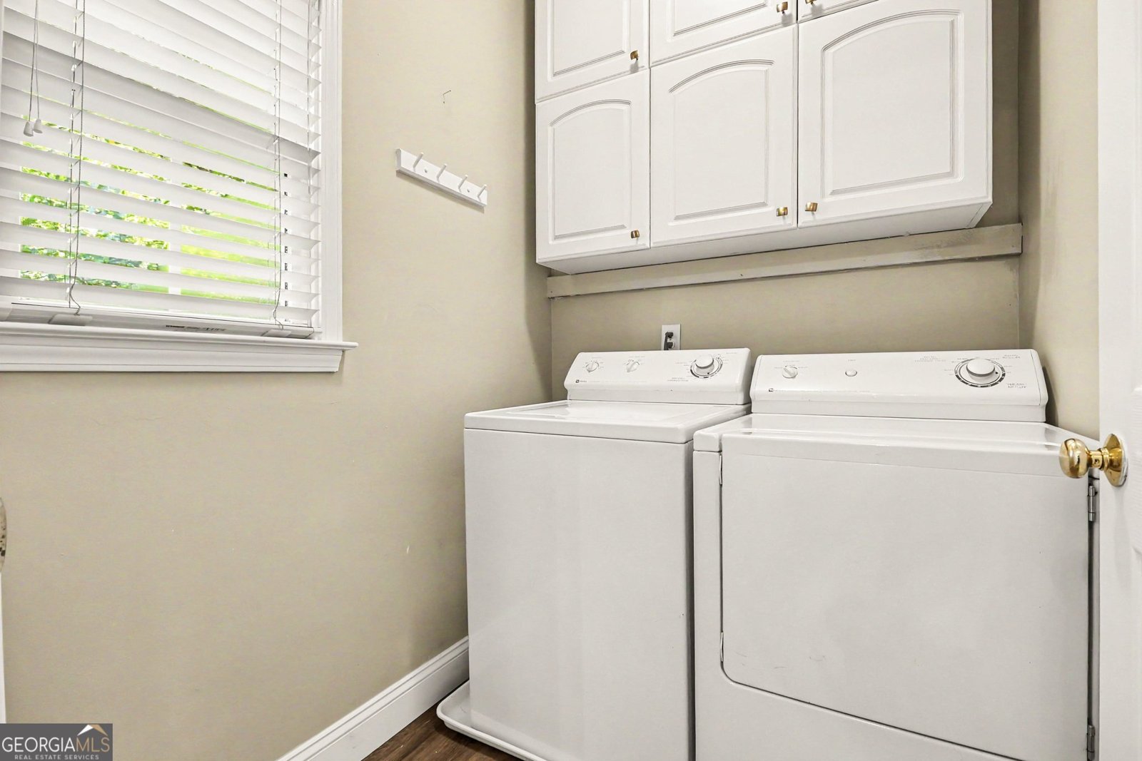 6195 Pattingham Drive Roswell - Photo 13