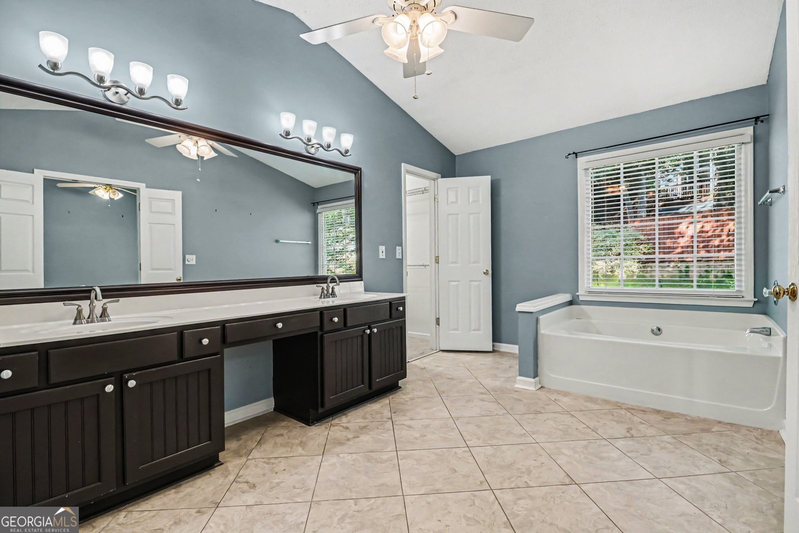 6195 Pattingham Drive Roswell - Photo 17