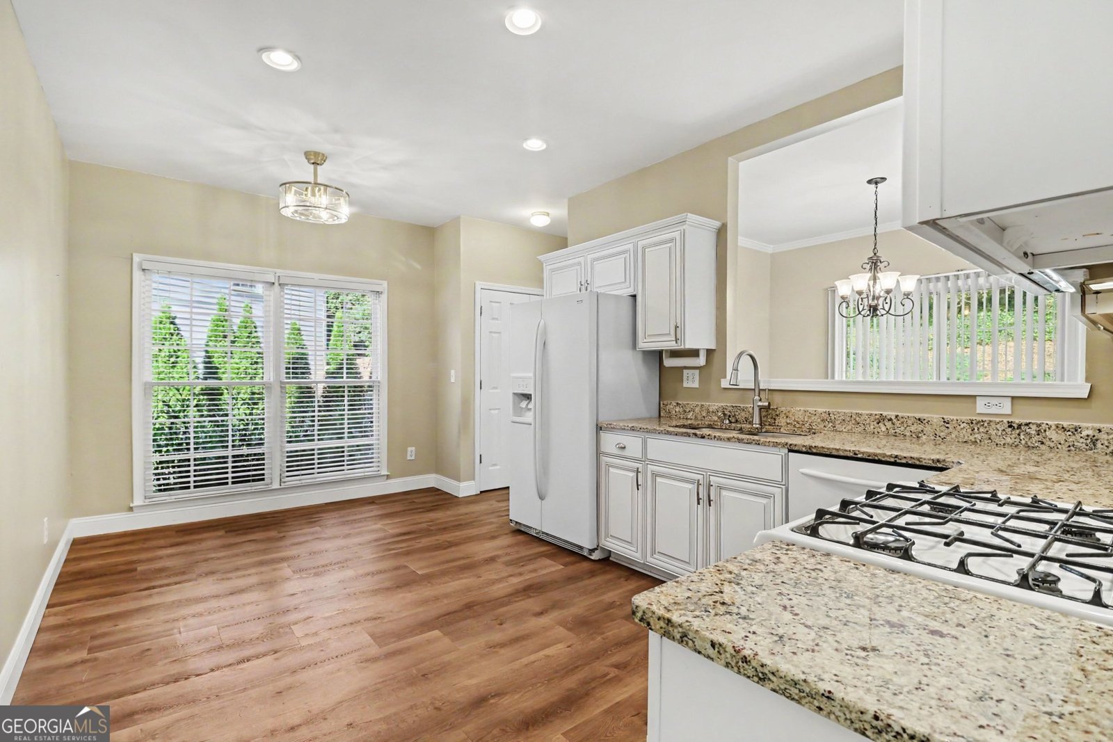 6195 Pattingham Drive Roswell - Photo 28