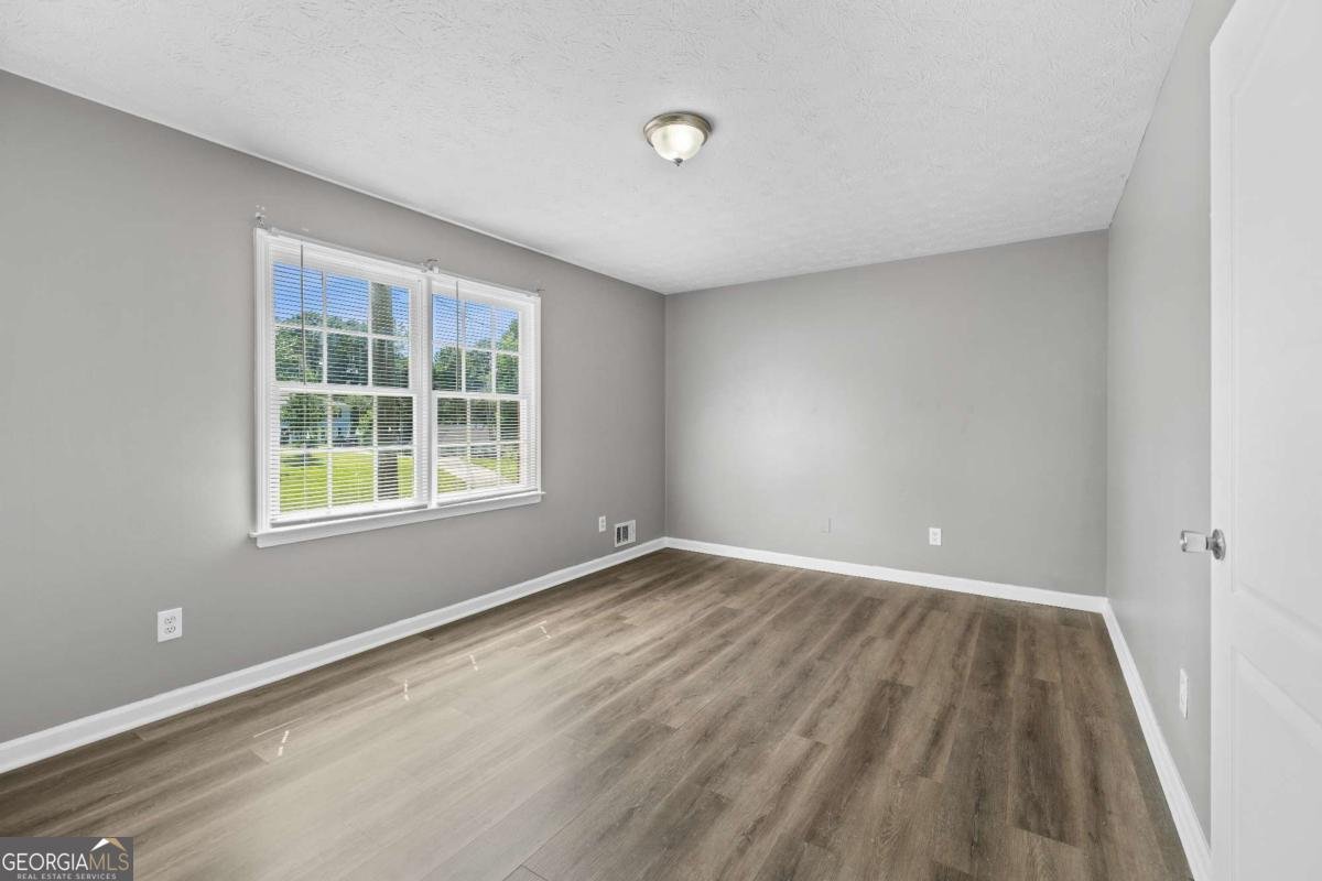 410 Charter Court Lawrenceville - Photo 16
