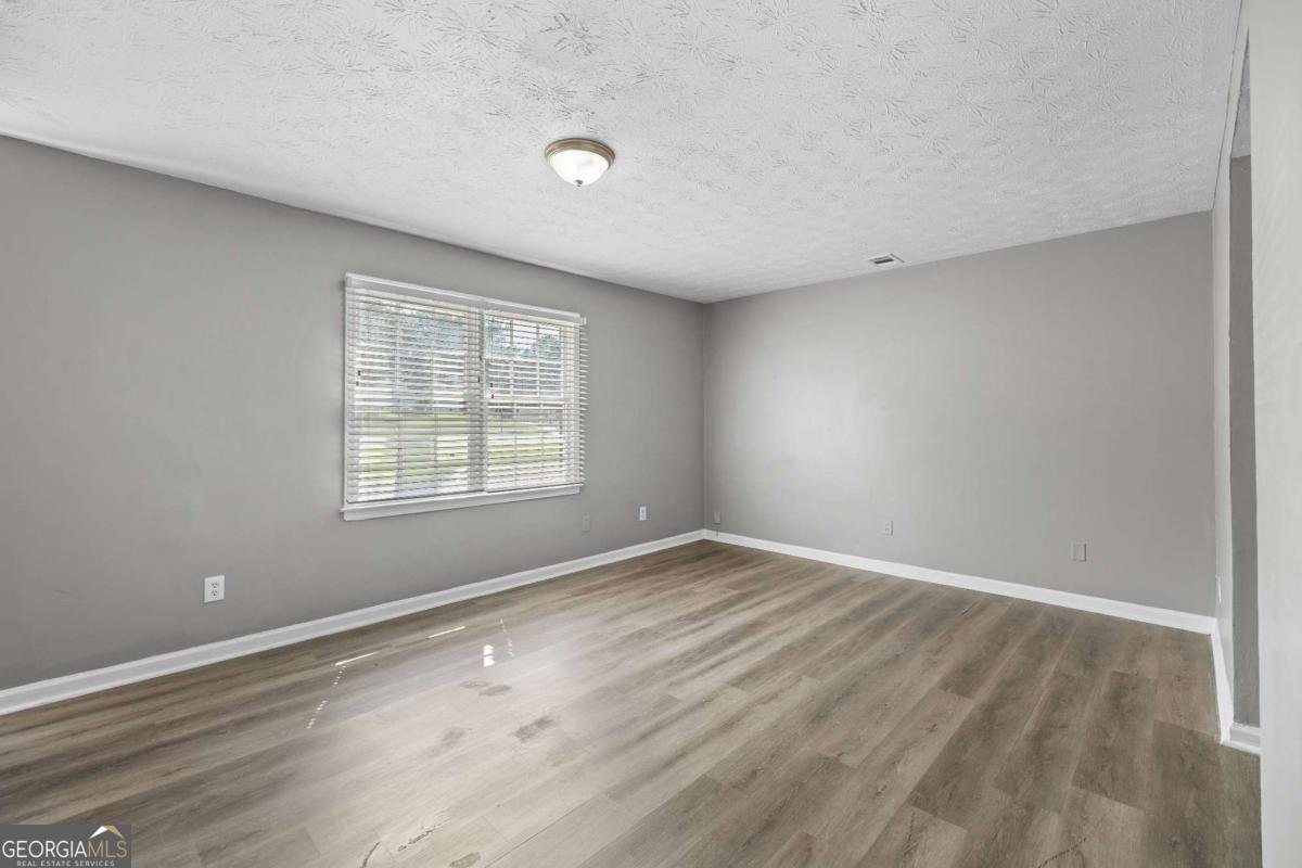 410 Charter Court Lawrenceville - Photo 18