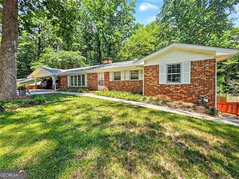 621 Rays Road Stone Mountain - main photo