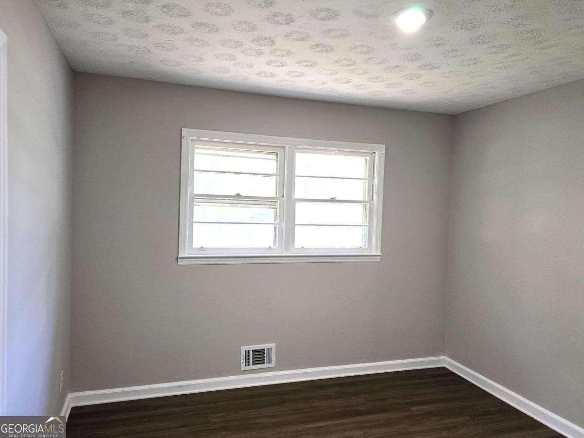 345 FOREST VALLEY Road Lawrenceville - Photo 43