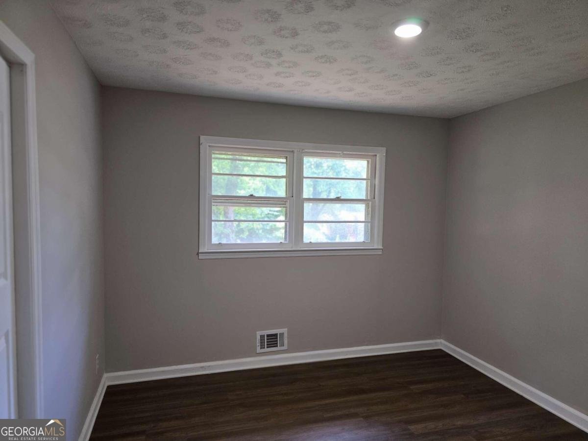 345 FOREST VALLEY Road Lawrenceville - Photo 44