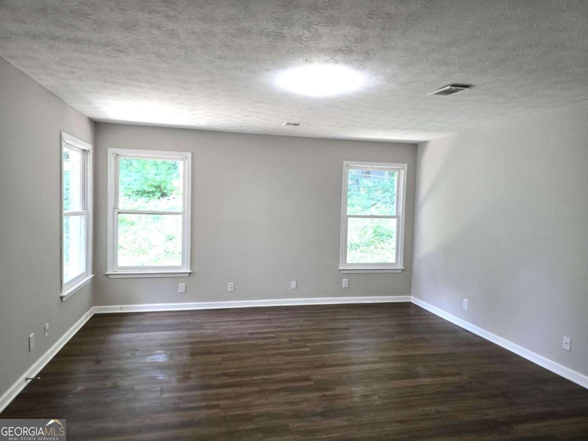 345 FOREST VALLEY Road Lawrenceville - Photo 45