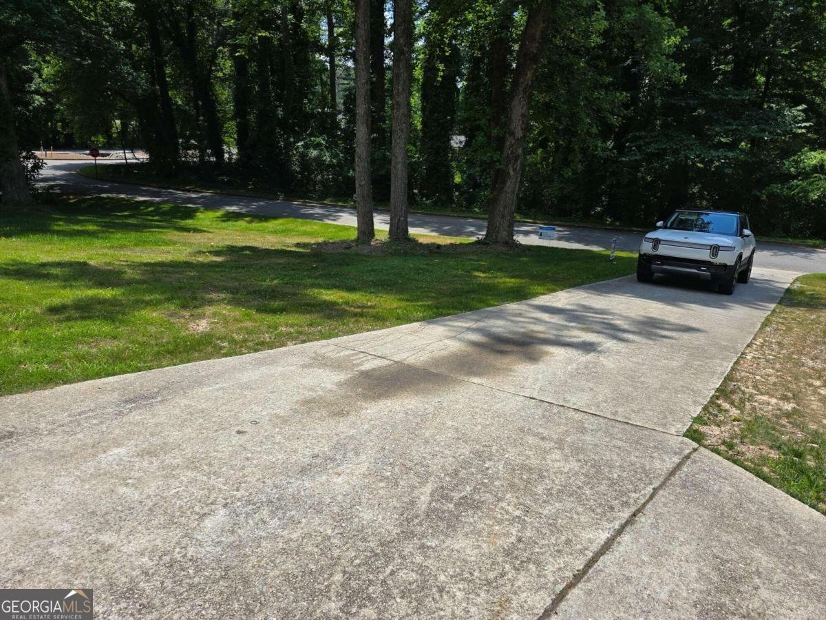 345 FOREST VALLEY Road Lawrenceville - Photo 8