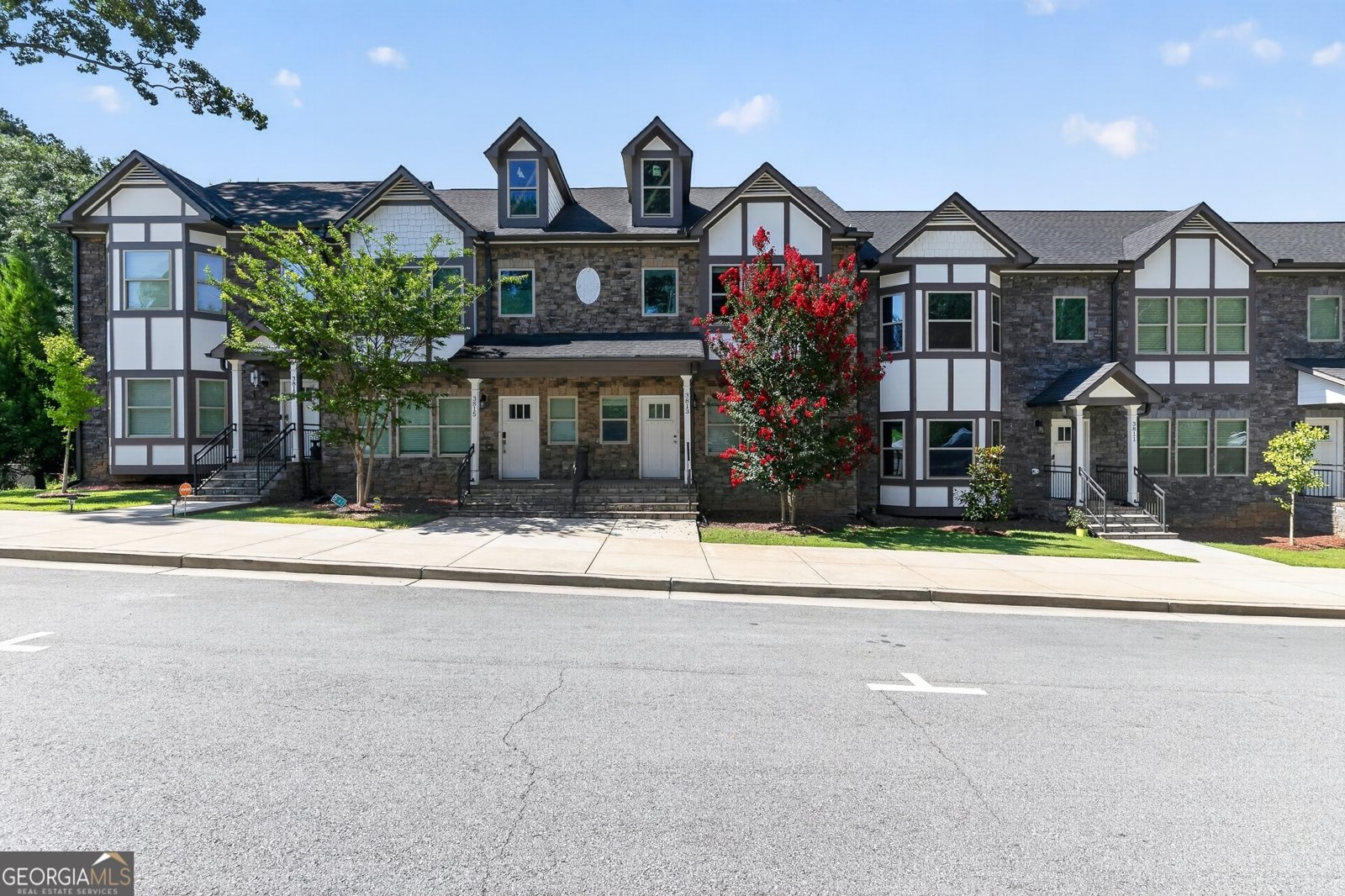 3813 Jack Vernon Circle Powder Springs - main photo