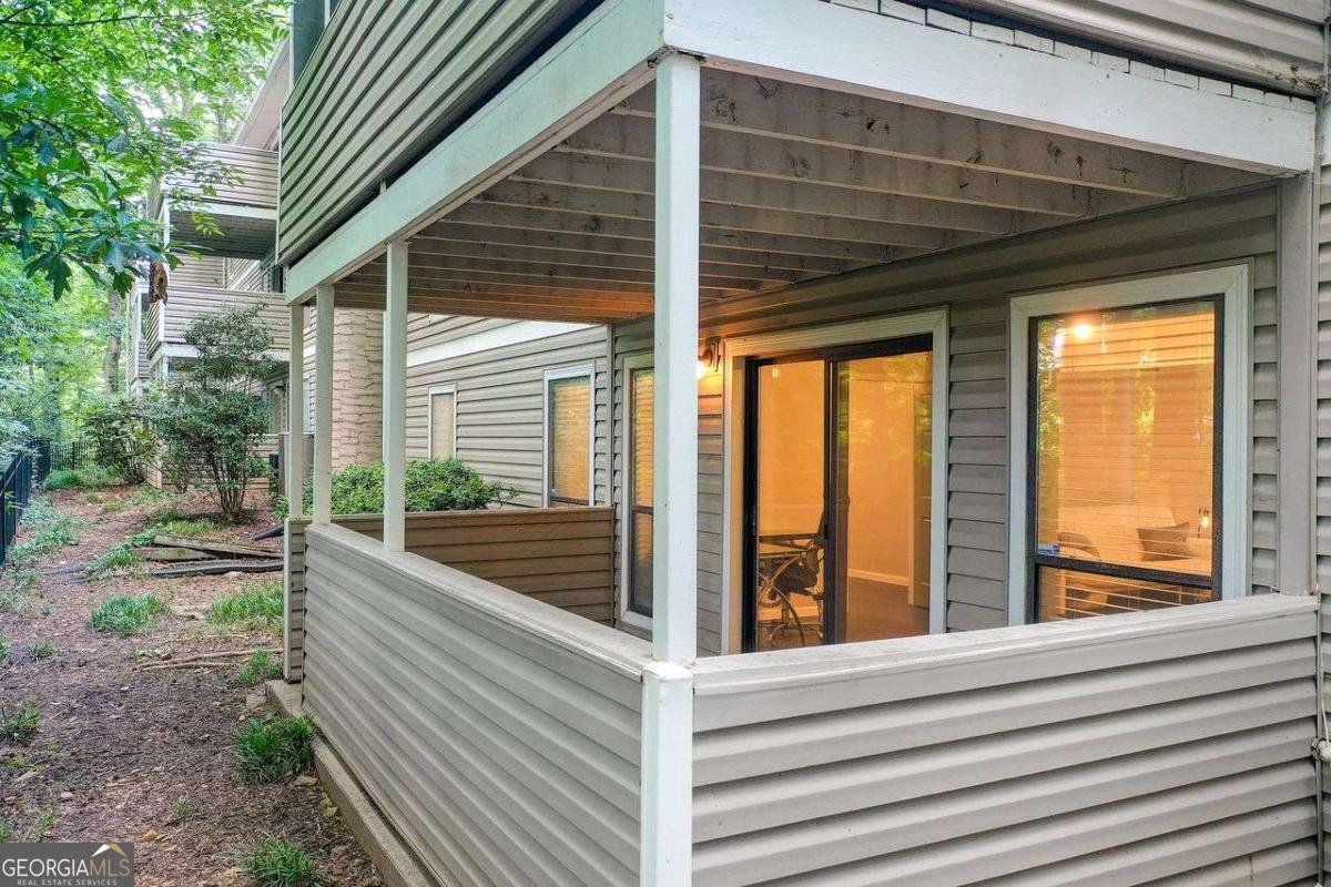 1306 Wynnes Ridge Circle Marietta - Photo 17