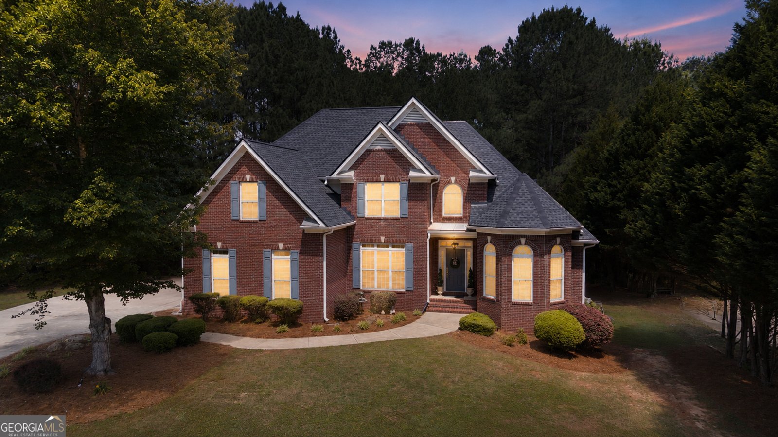 155 Millstone Drive Fayetteville - main photo