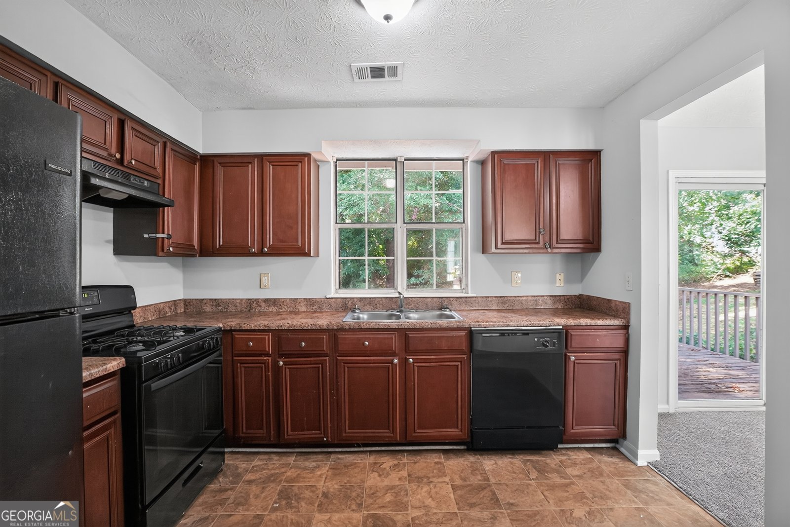 2045 Marbut Forest Drive Lithonia - Photo 18