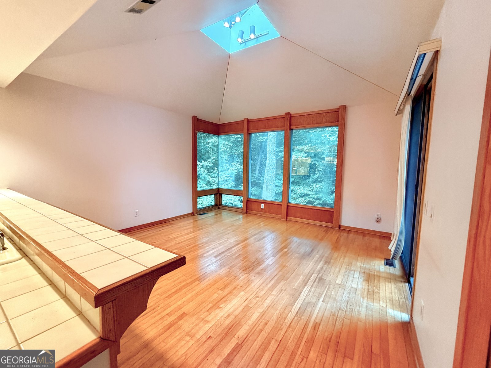 320 Fauna Court Sandy Springs - Photo 11