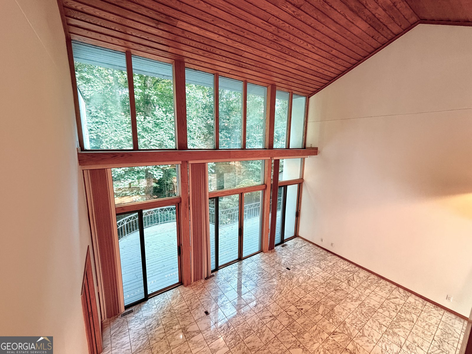 320 Fauna Court Sandy Springs - Photo 12