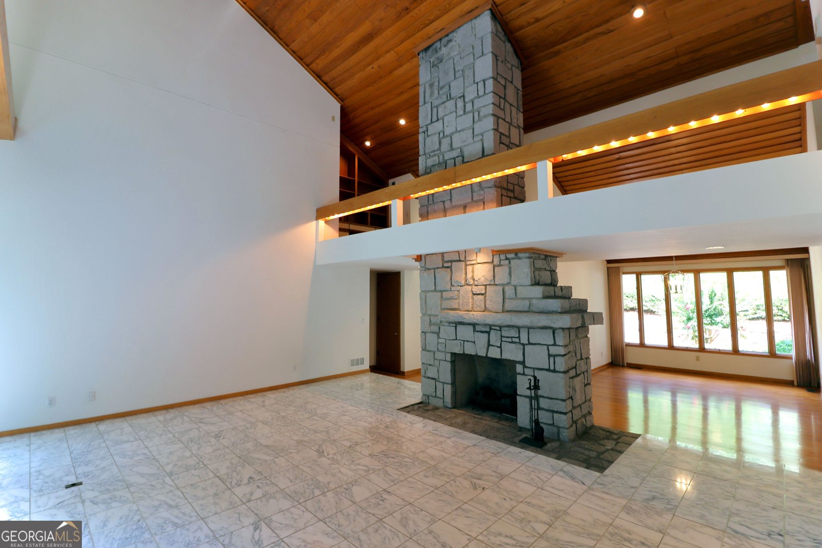 320 Fauna Court Sandy Springs - Photo 8