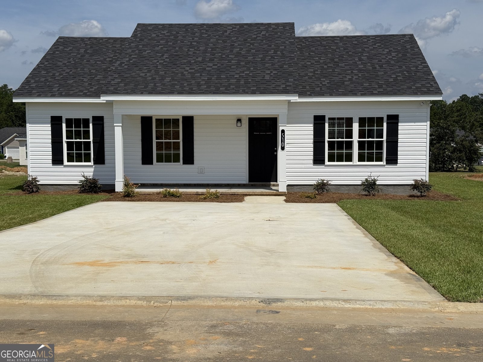 510 Nickies Way Statesboro - main photo