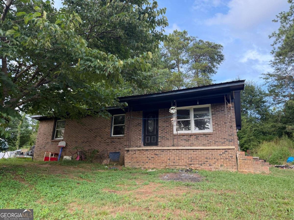 1018 Scott Brown Road Fairmount - main photo