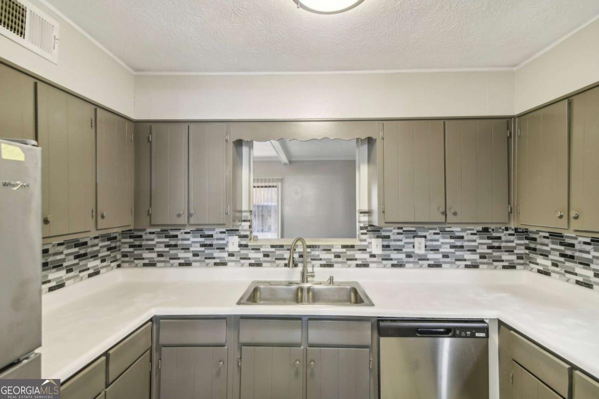 6429 Woodstone Way Morrow - Photo 7