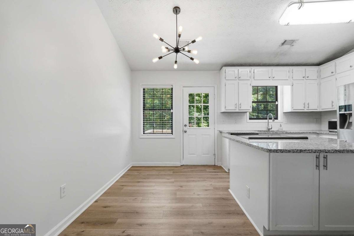 4127 Warren Road Flowery Branch - Photo 11