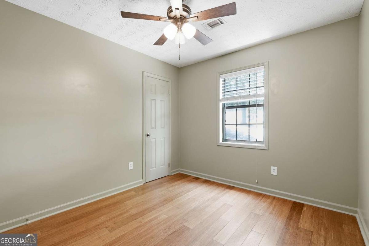 4127 Warren Road Flowery Branch - Photo 22