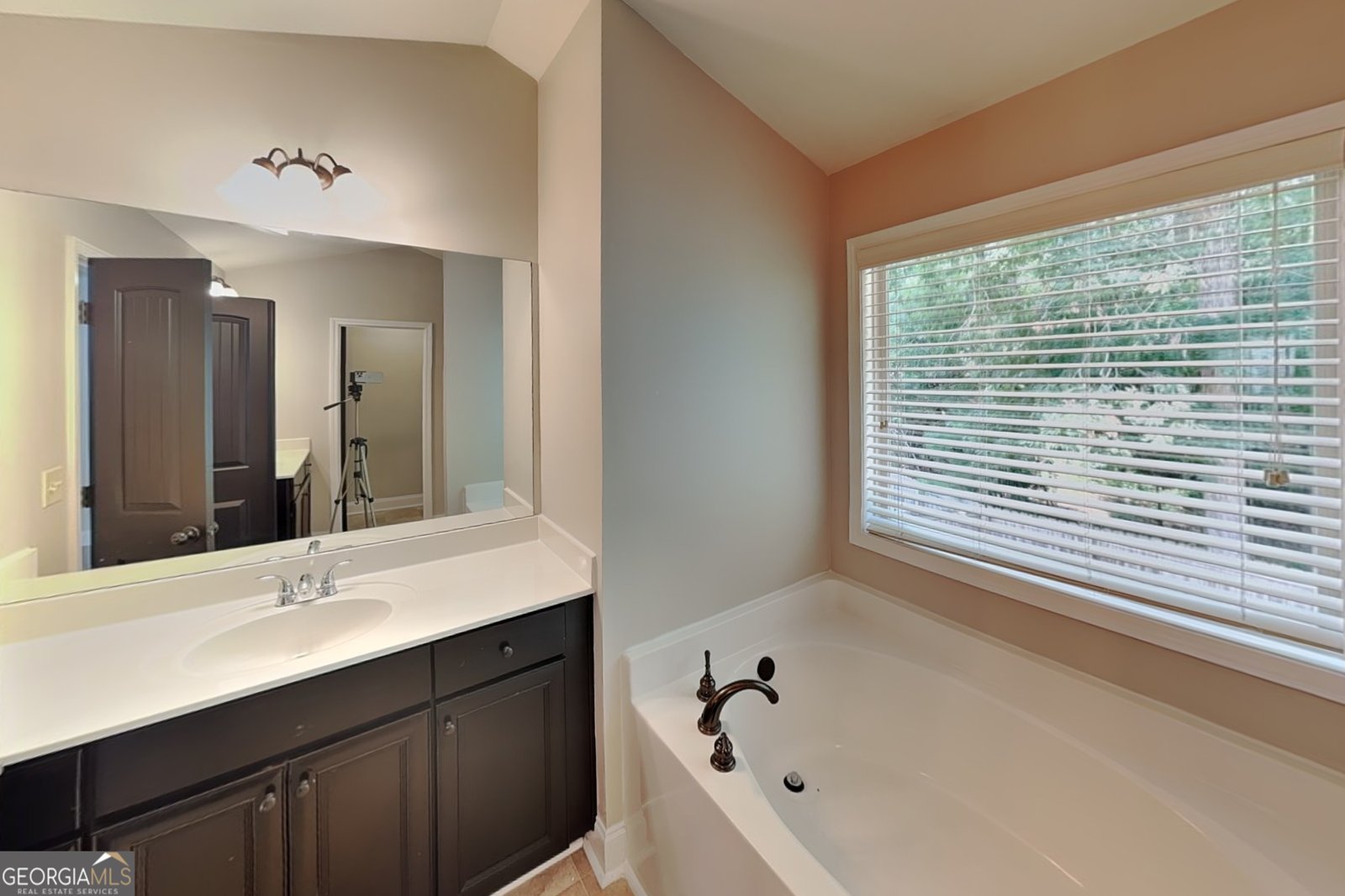 4170 Alexis Court Loganville - Photo 11