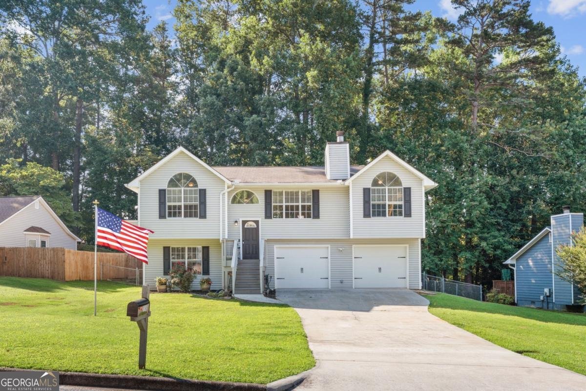 1145 Sycamore Summit Sugar Hill - main photo