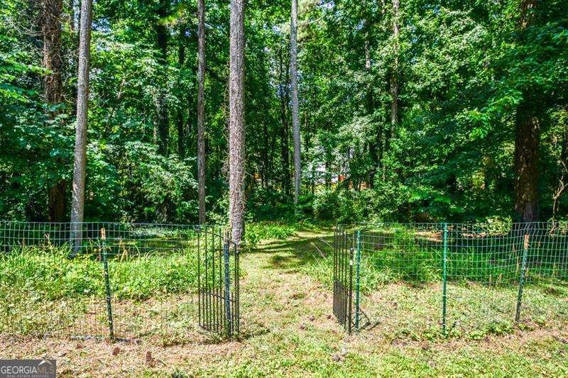 1397 Ridgewood Drive Lilburn - Photo 25