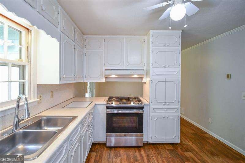 1397 Ridgewood Drive Lilburn - Photo 8