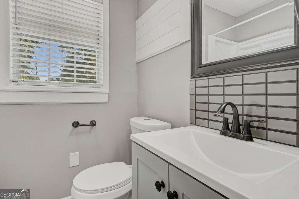 195 Royal Court Athens - Photo 14