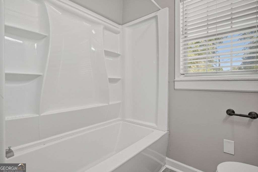 195 Royal Court Athens - Photo 15