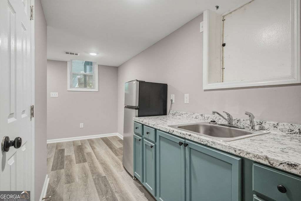 195 Royal Court Athens - Photo 21