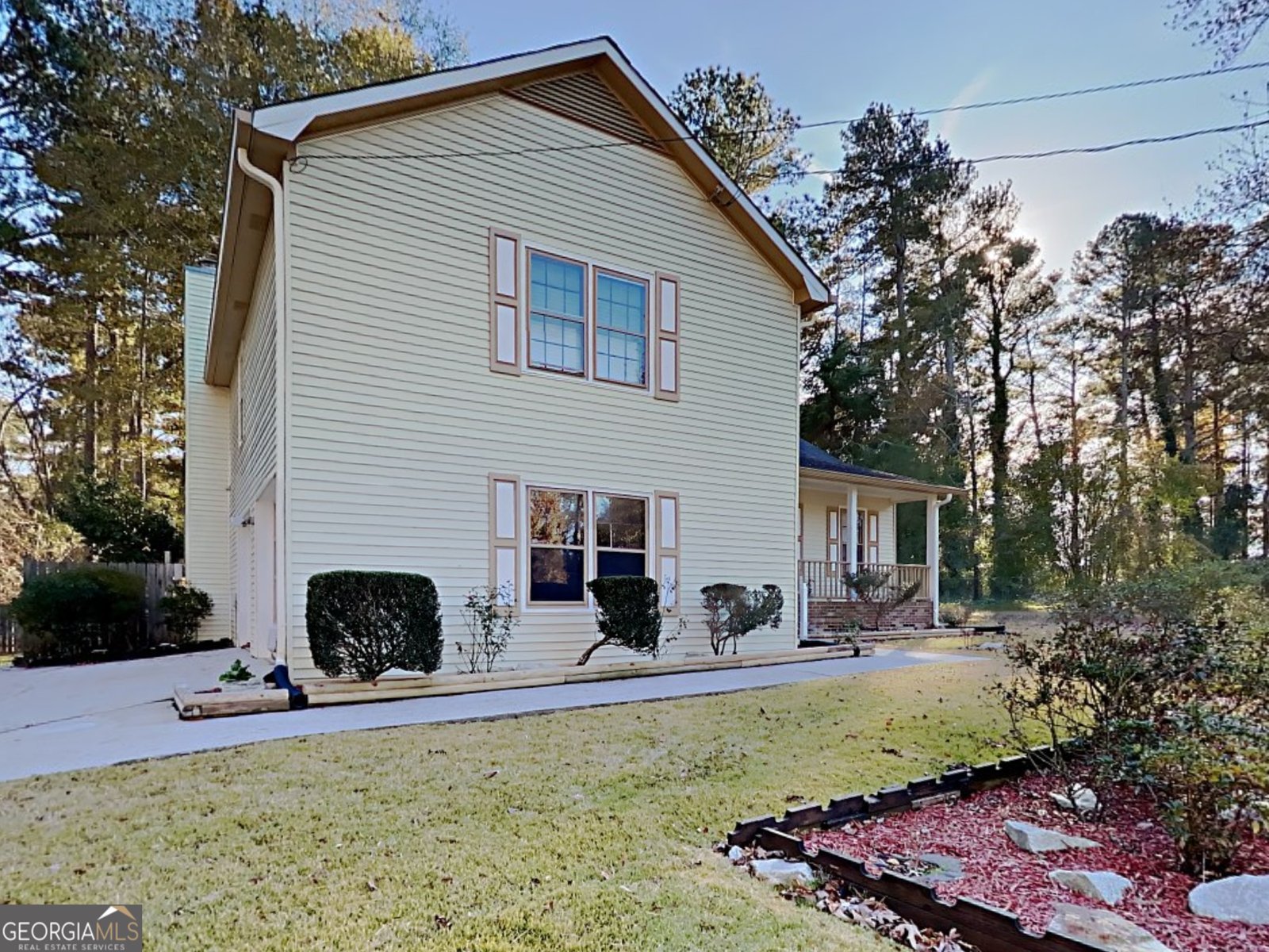 Photo 2