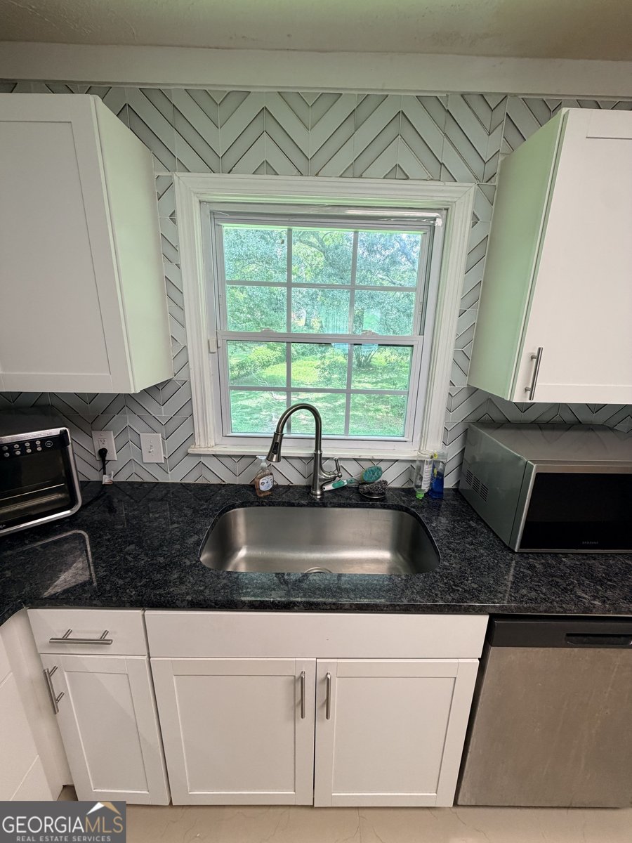 1025 Rocksprings Street Forest Park - Photo 18