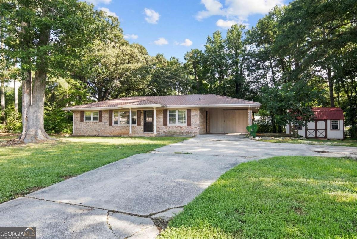3433 Arthur Drive Lithia Springs - main photo