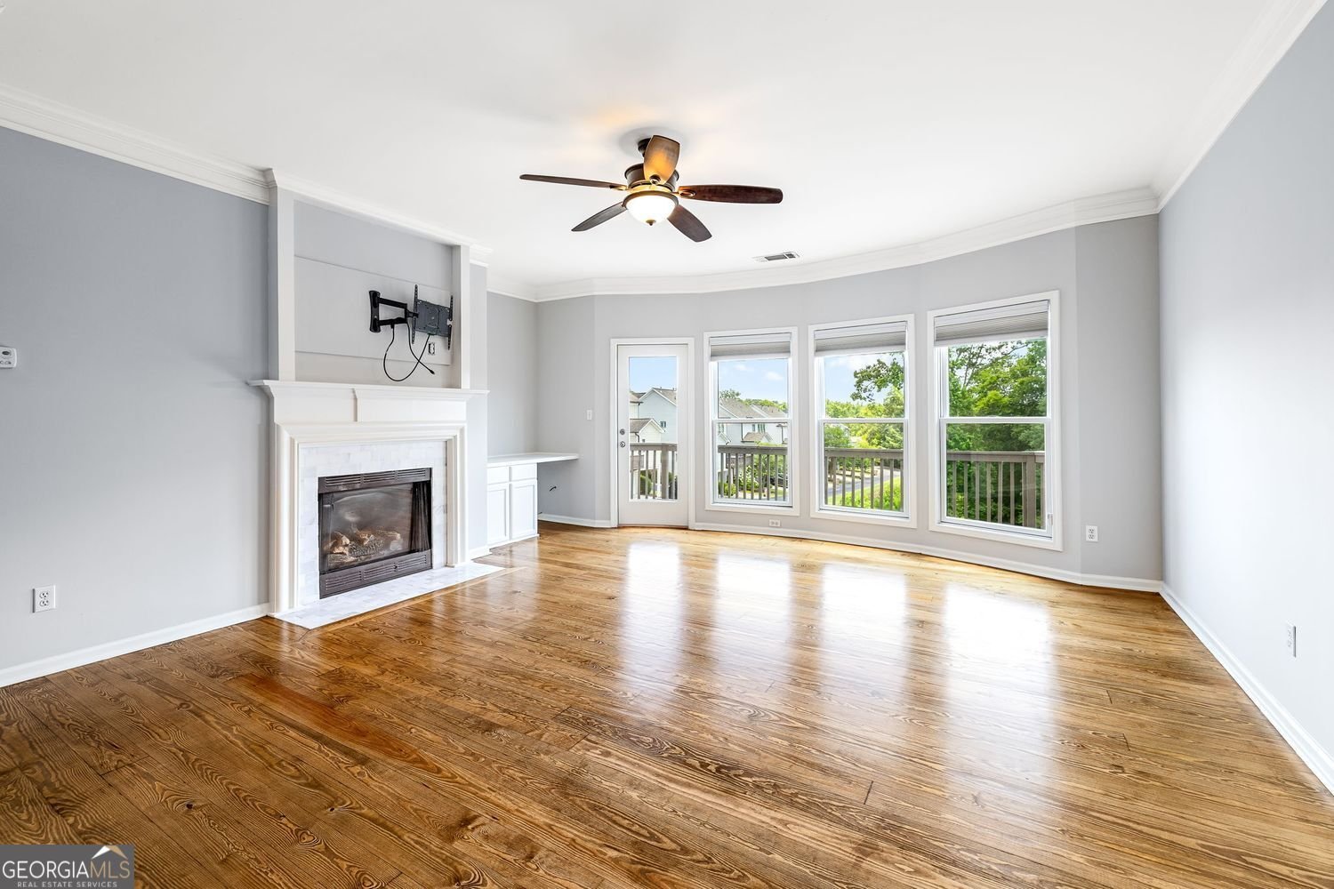 352 Suwanee Avenue Suwanee - Photo 6