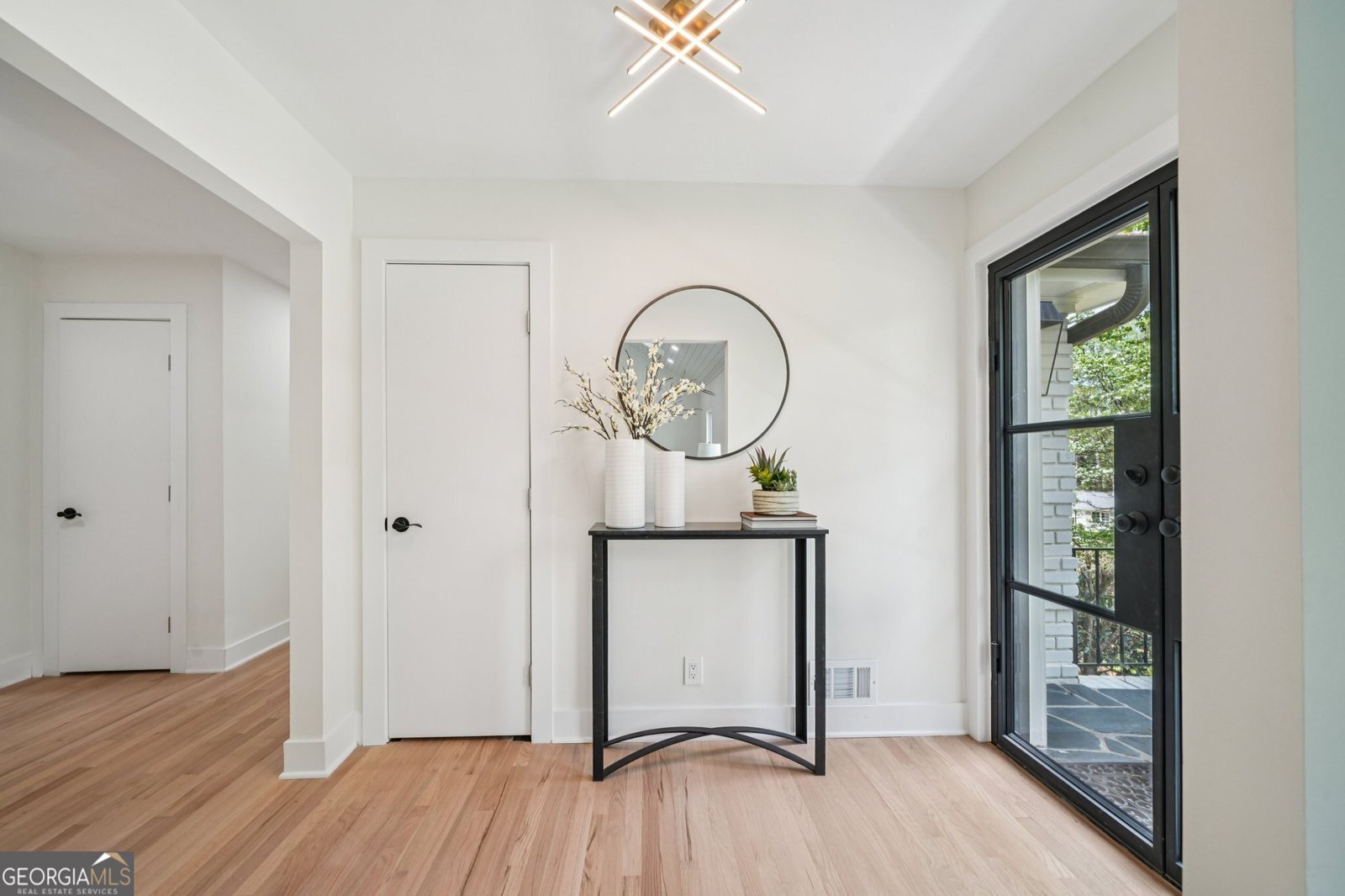 6335 Aberdeen Drive Atlanta - Photo 6