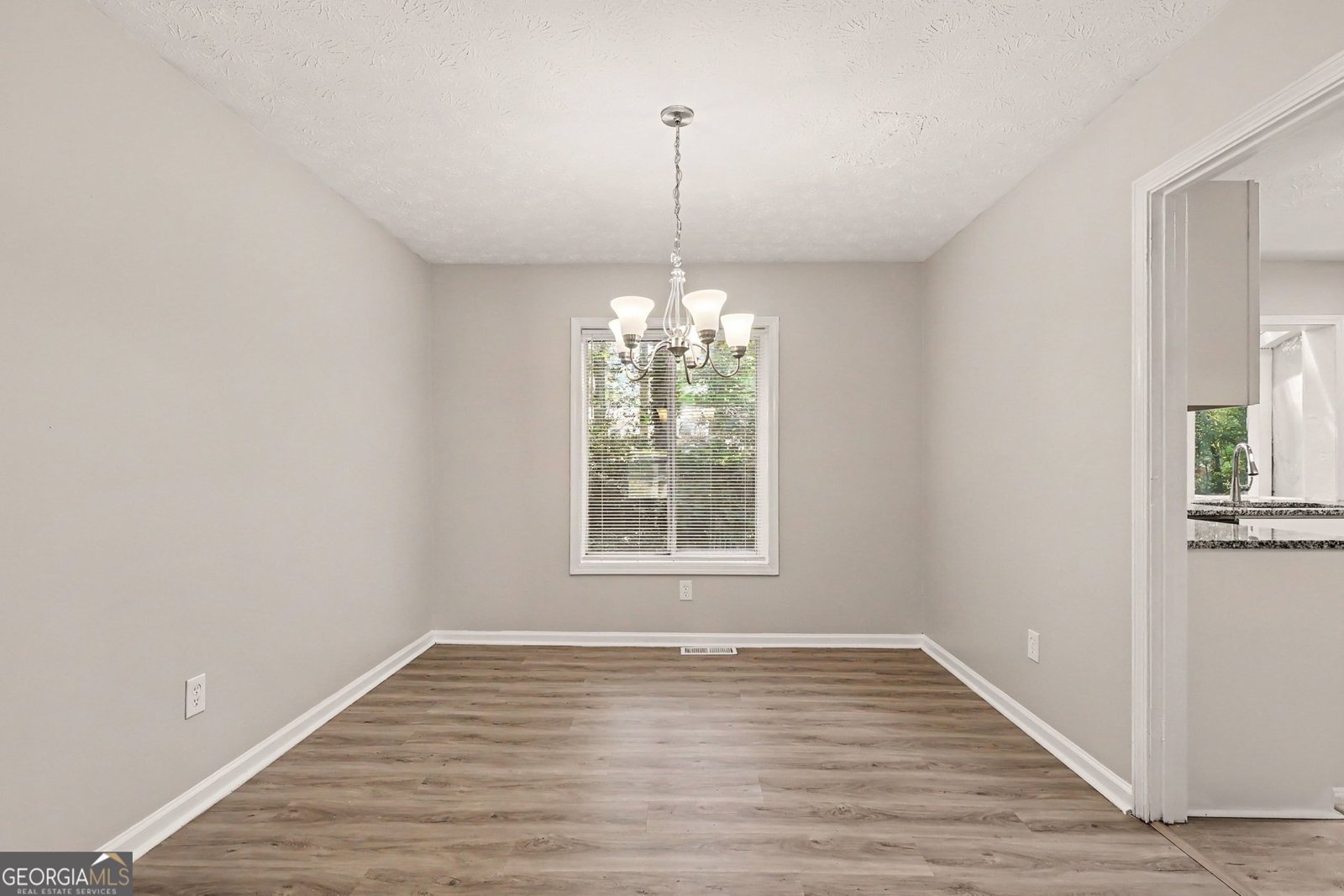 5182 Manitou Way Stone Mountain - Photo 7