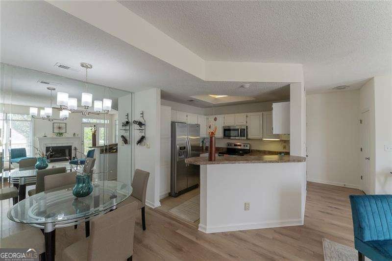 1015 Mcgill Park Avenue Atlanta - Photo 7