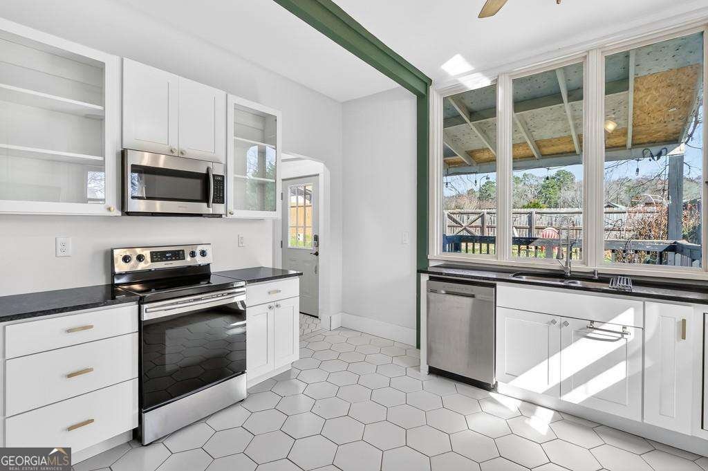 691 Florence Place Atlanta - Photo 10