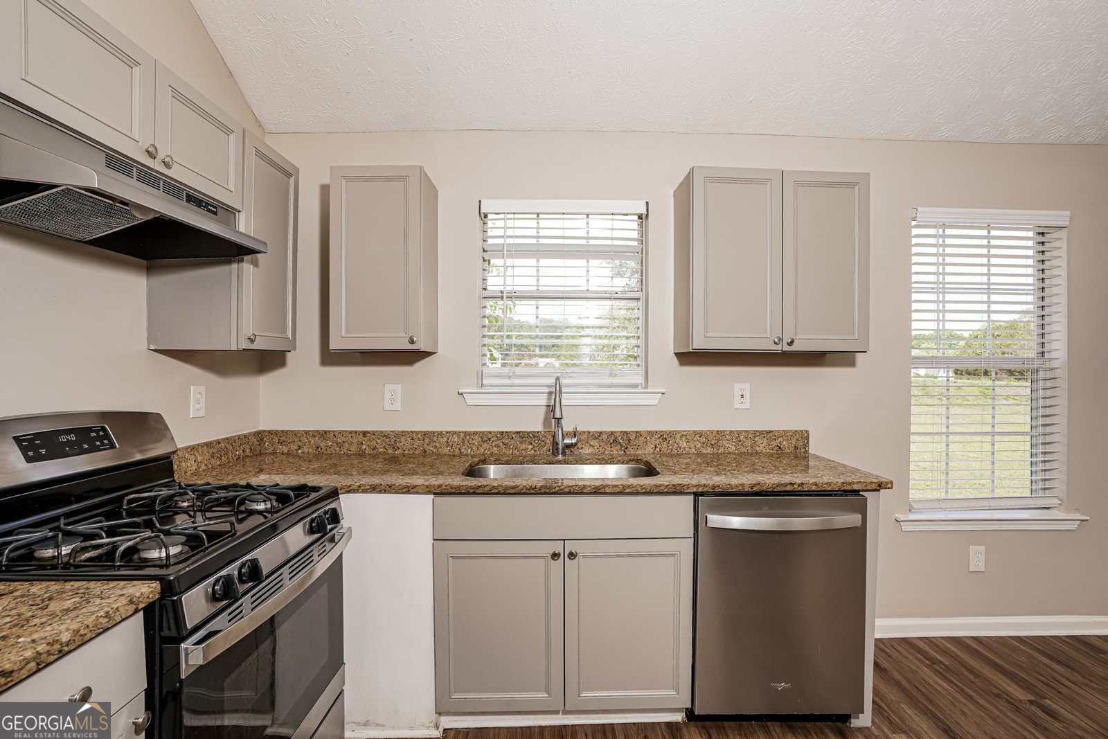 513 Easton Drive Locust Grove - Photo 7