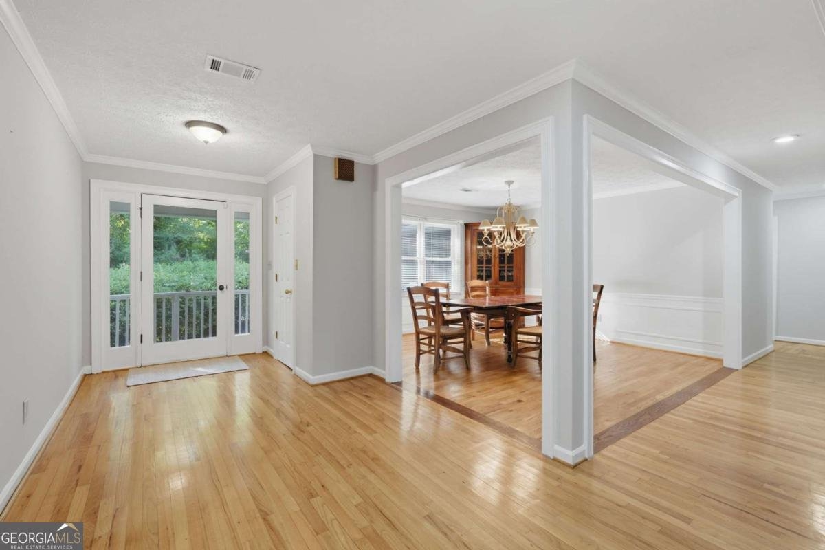 8170 Old Mill Drive Gainesville - Photo 11
