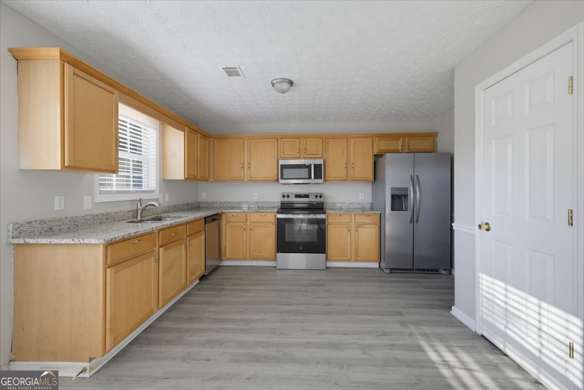 3246 Shady Valley Lane Loganville - Photo 13