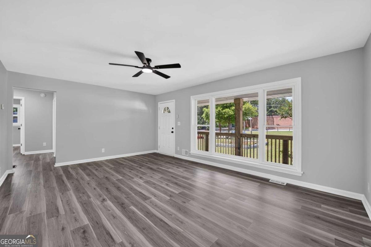 3229 Columbia Woods Drive Decatur - Photo 9