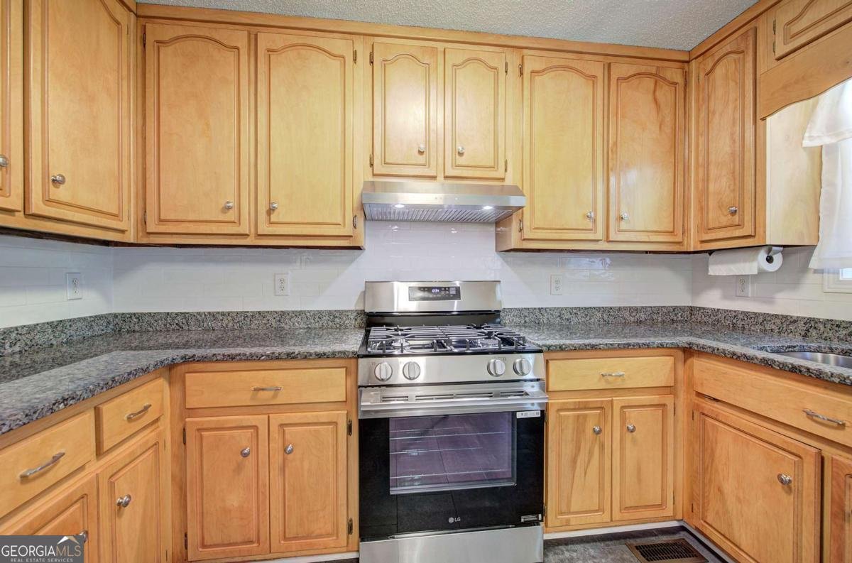 290 Whispering Waters Drive Jasper - Photo 18