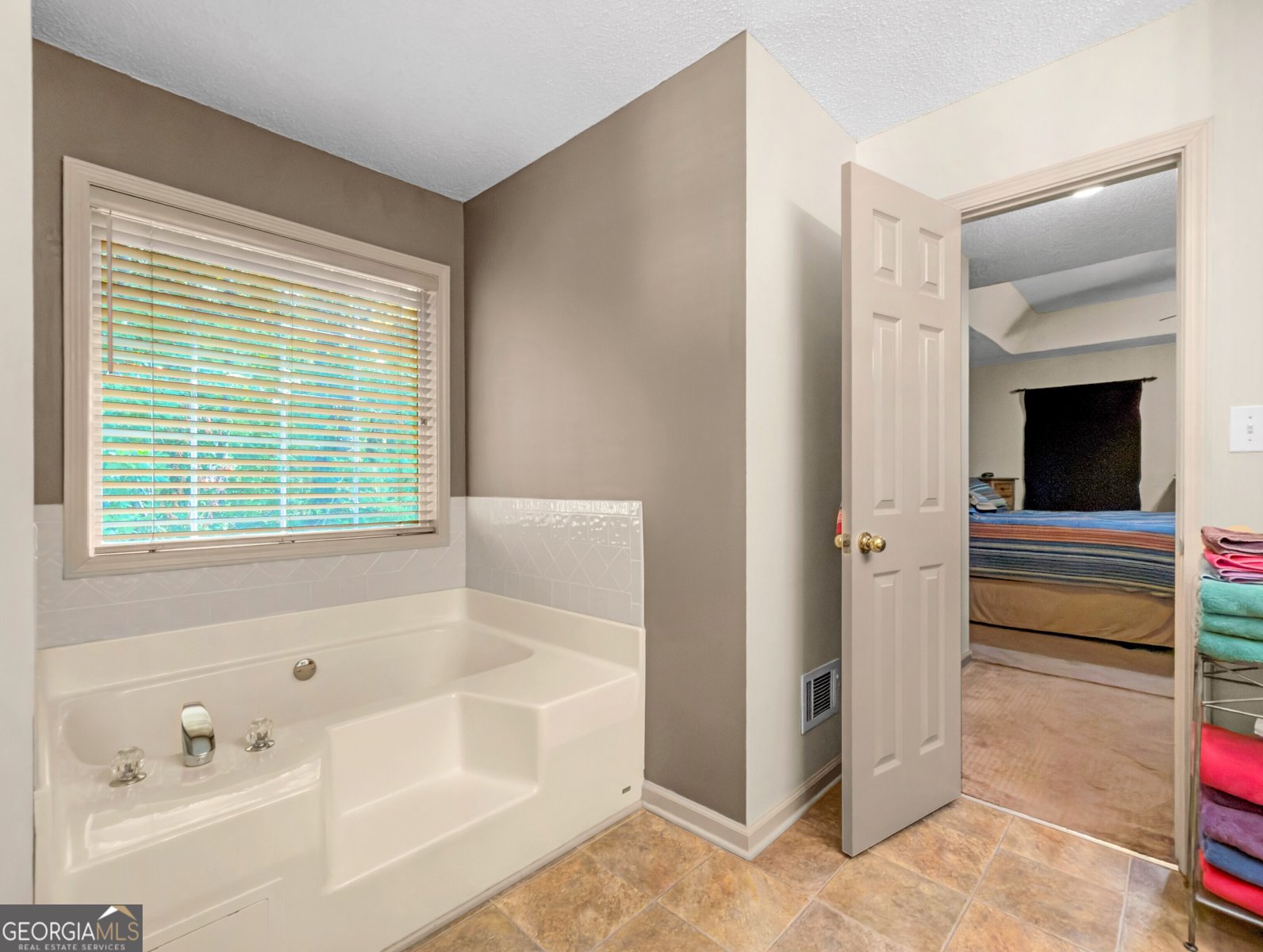1048 Birdseye View Locust Grove - Photo 64