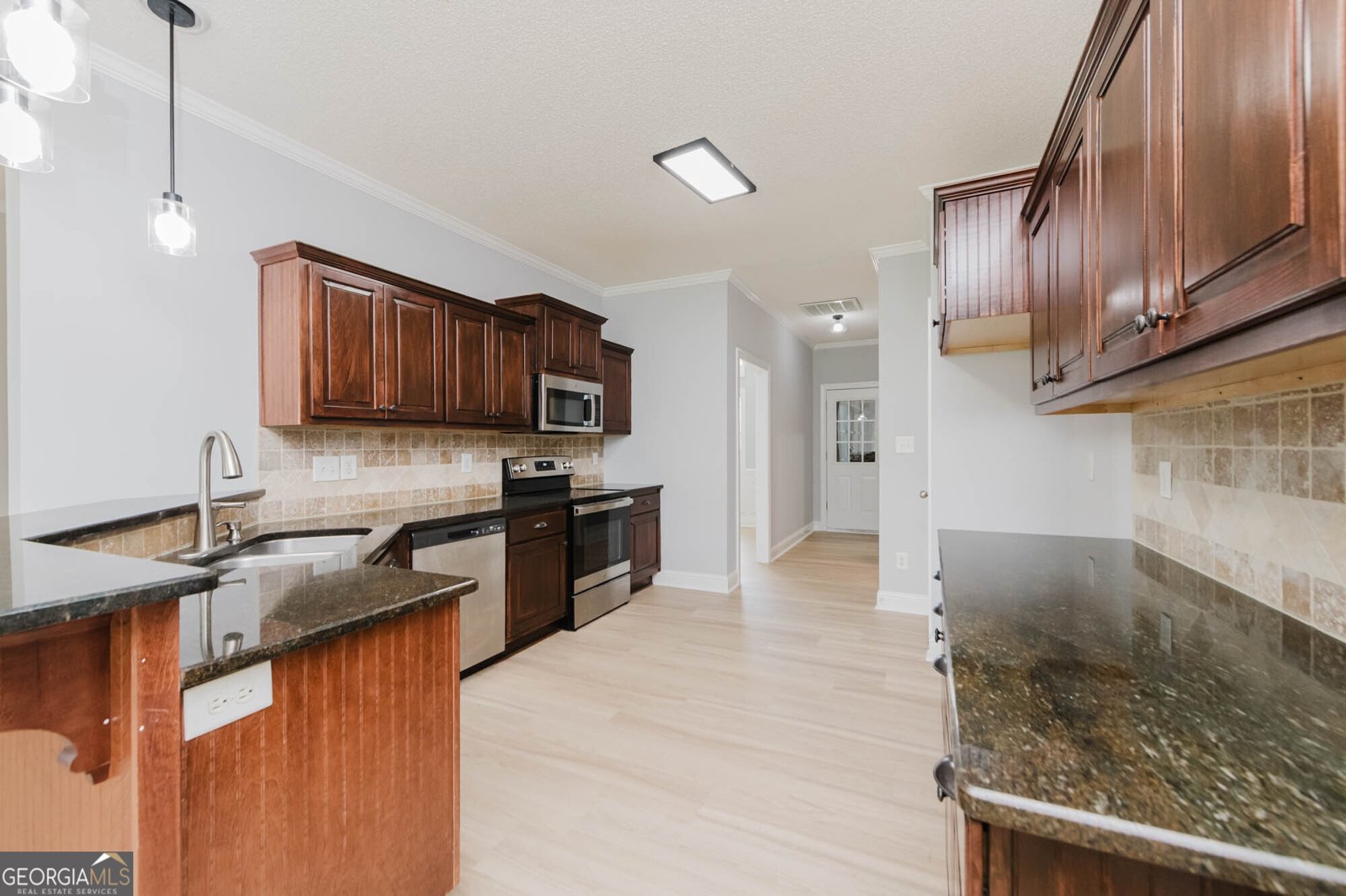 104 Downshire Way Warner Robins - Photo 41