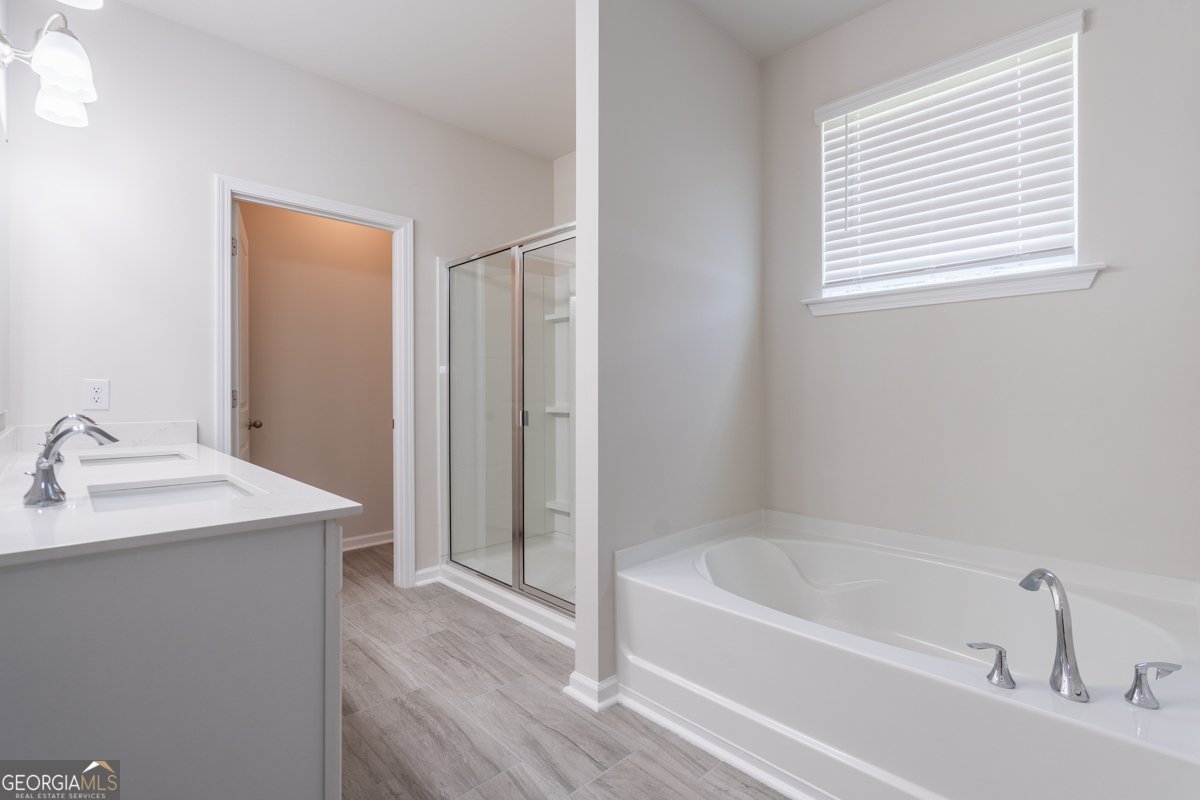 56 Woodford Reserve Drive Pooler - Photo 14
