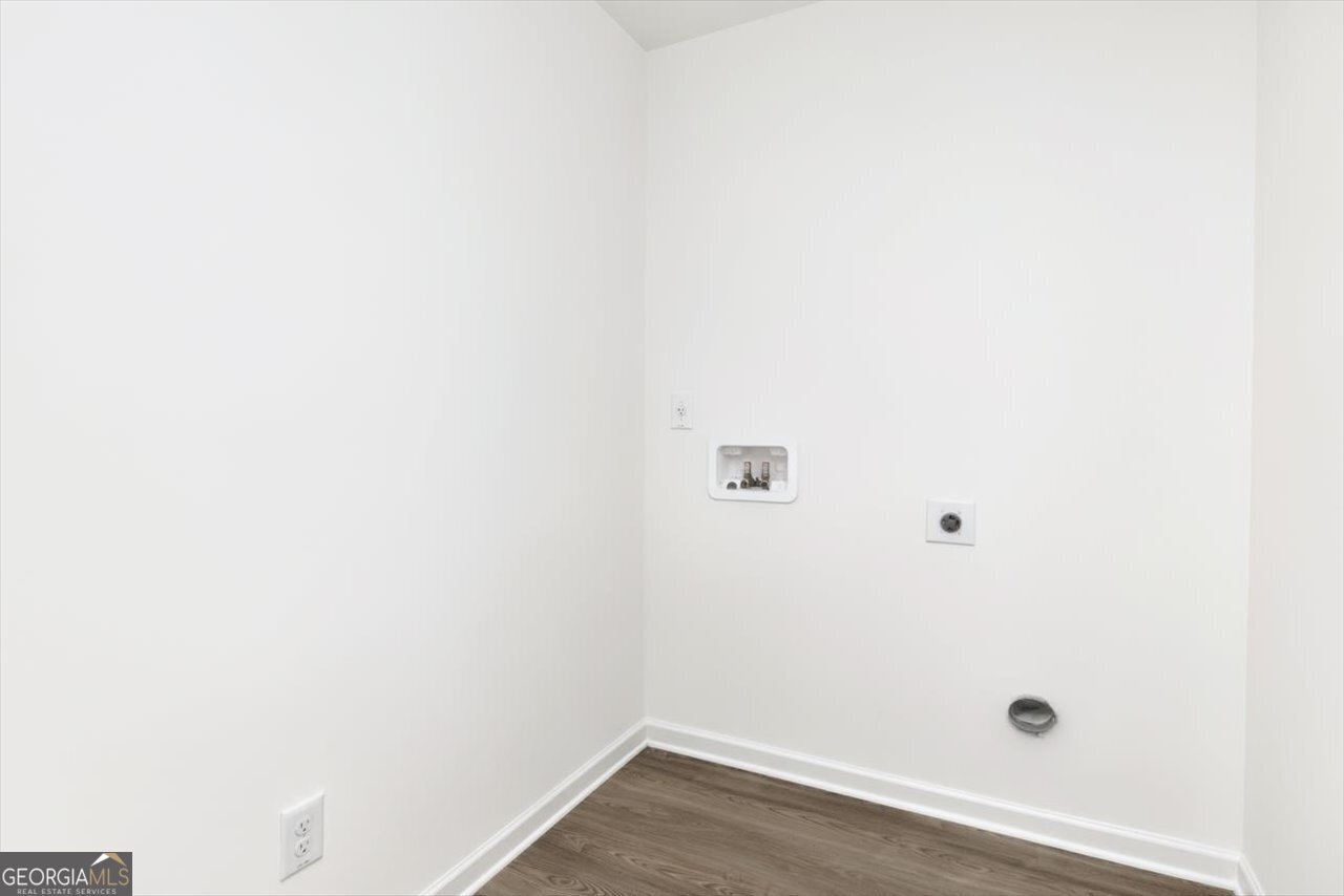 249 Isabella Way Byron - Photo 29