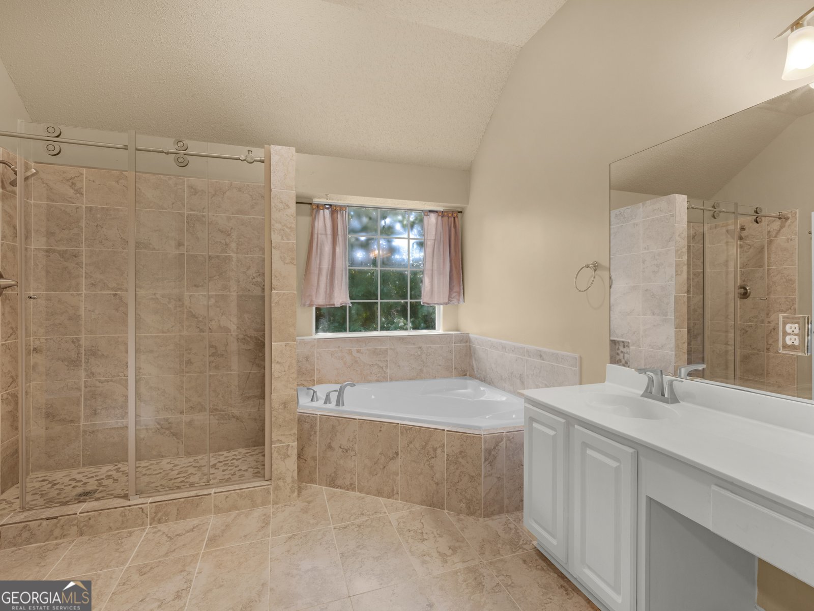 236 HUNTING Court Jonesboro - Photo 37