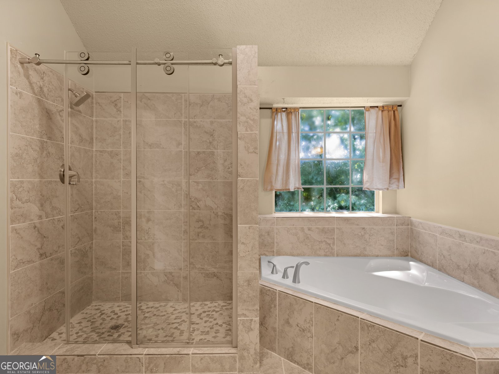 236 HUNTING Court Jonesboro - Photo 40