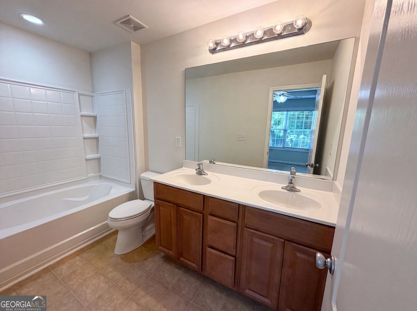 1019 Ivydale Circle Lawrenceville - Photo 12