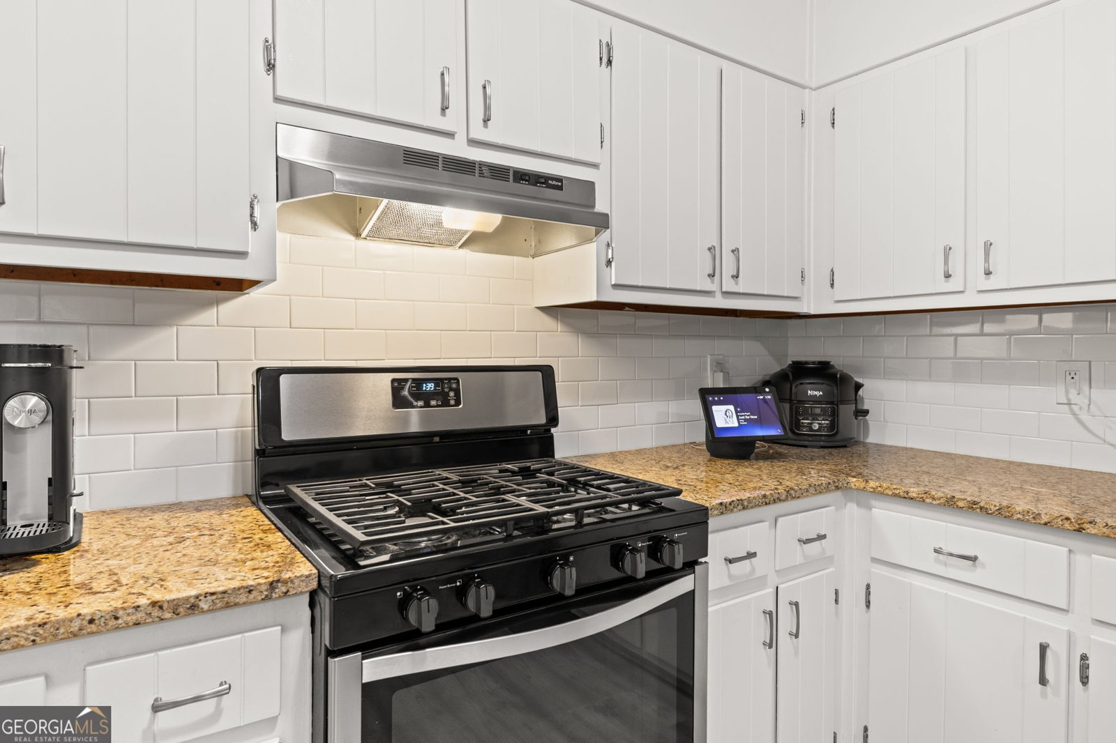 389 Saint Albans Court Mableton - Photo 11
